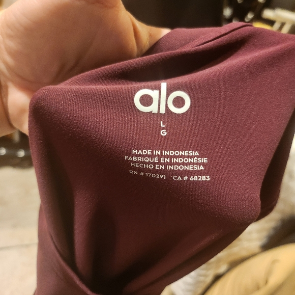 ALO Conquer Muscle Tank size L - Picture 6 of 6